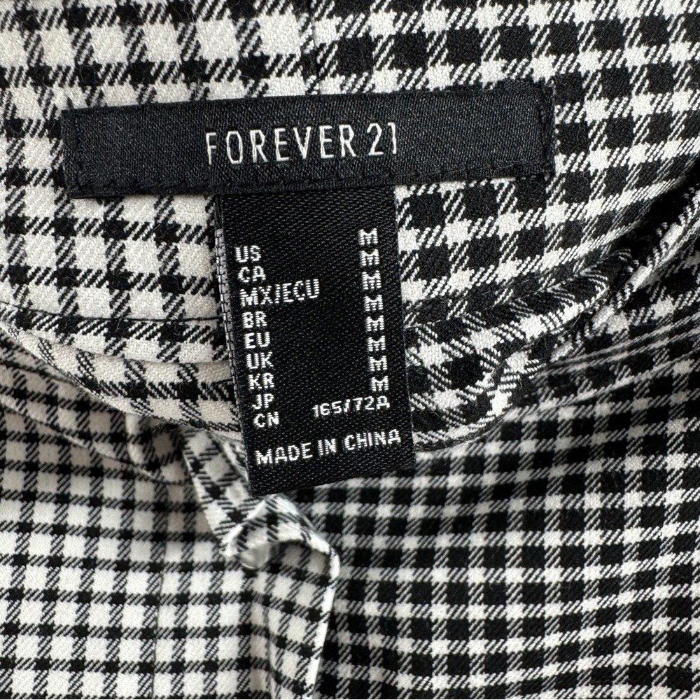 Forever 21 Asymmetrical Plaid Skirt – Black & White, Silver Buttons, Size Medium - Picture 6 of 6